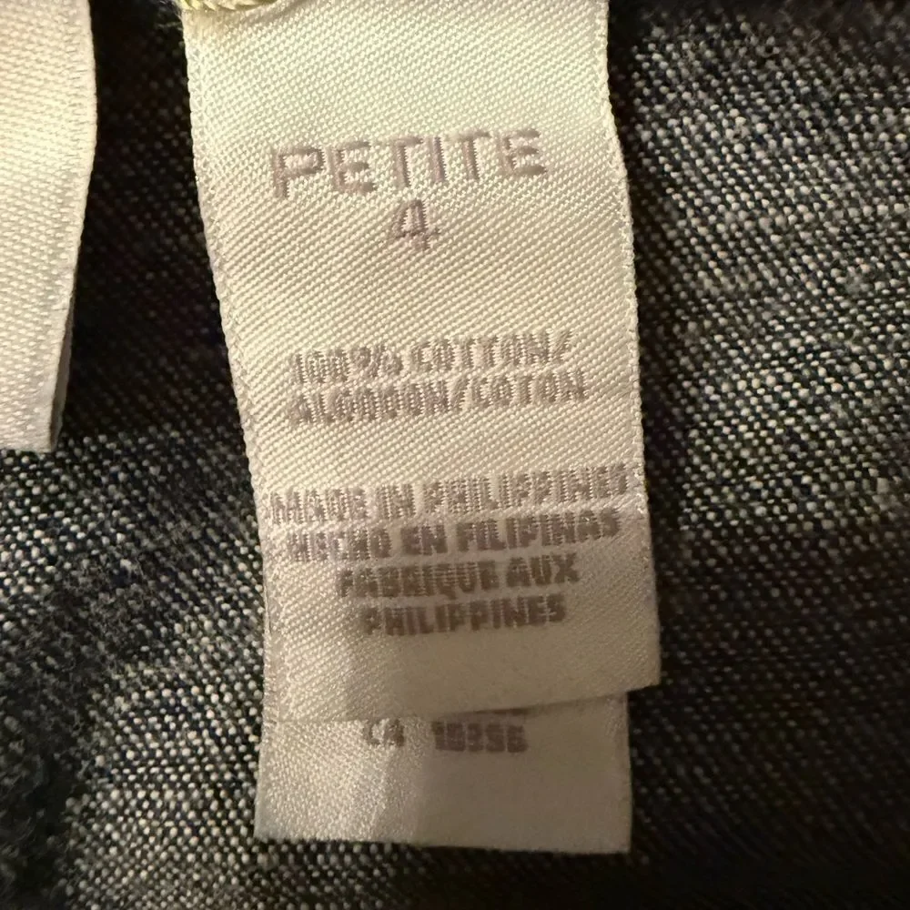Liz Claiborne Lizwear Dark Blue Women's Jeans. Size Petite 4. EUC.
